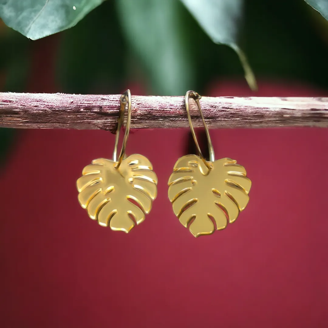 Aurelia Leaf Hoops